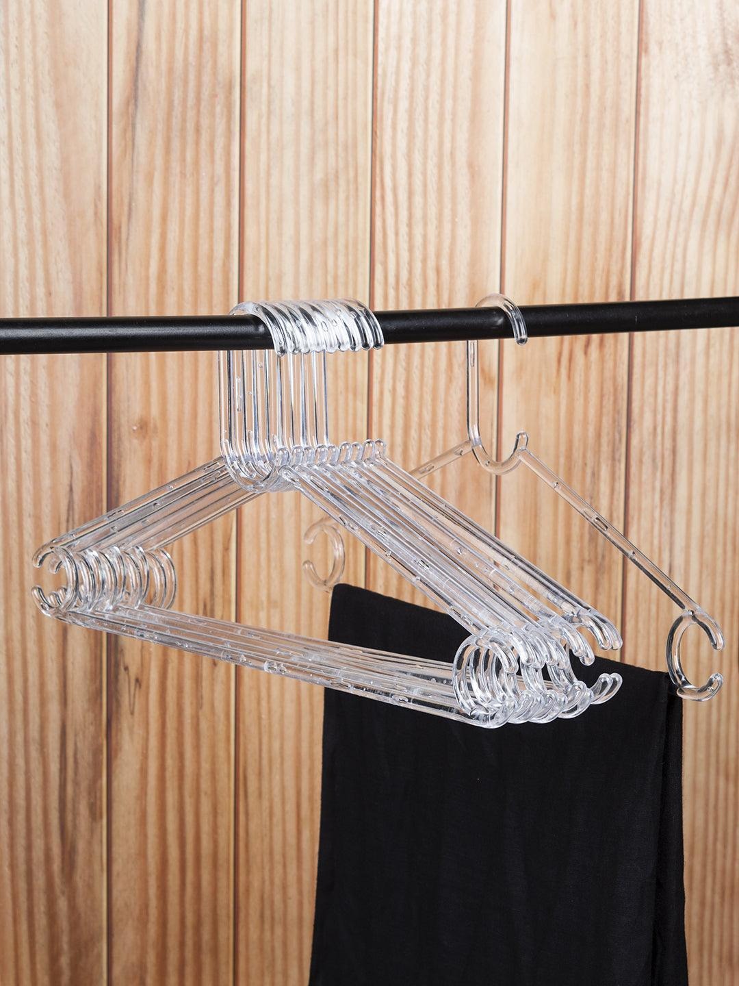 Plastic hangers